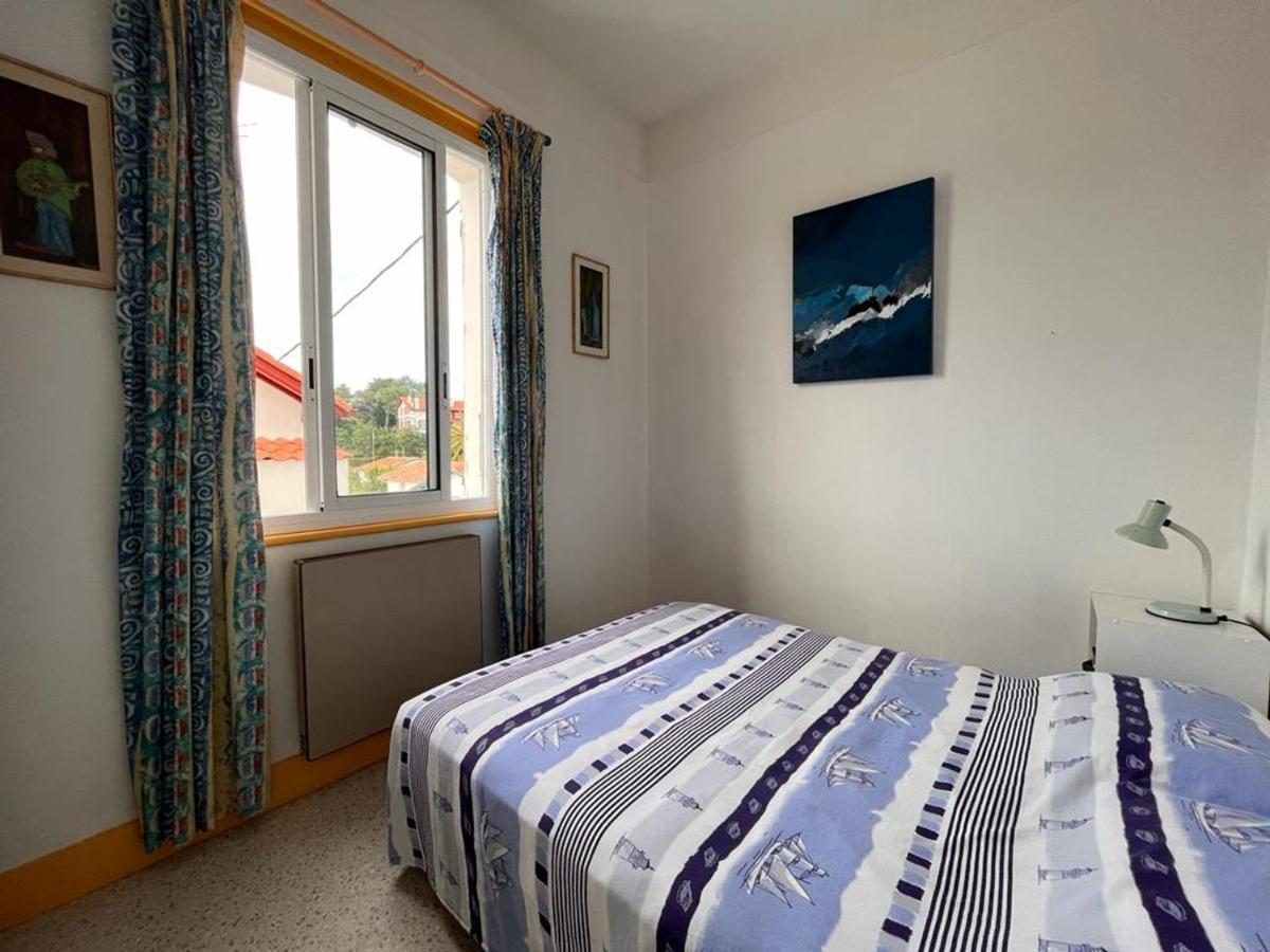 Appartement Calme Proche Plage Avec Parking Gratuit A Saint-Jean-De-Luz - Fr-1-239-804 Exterior photo